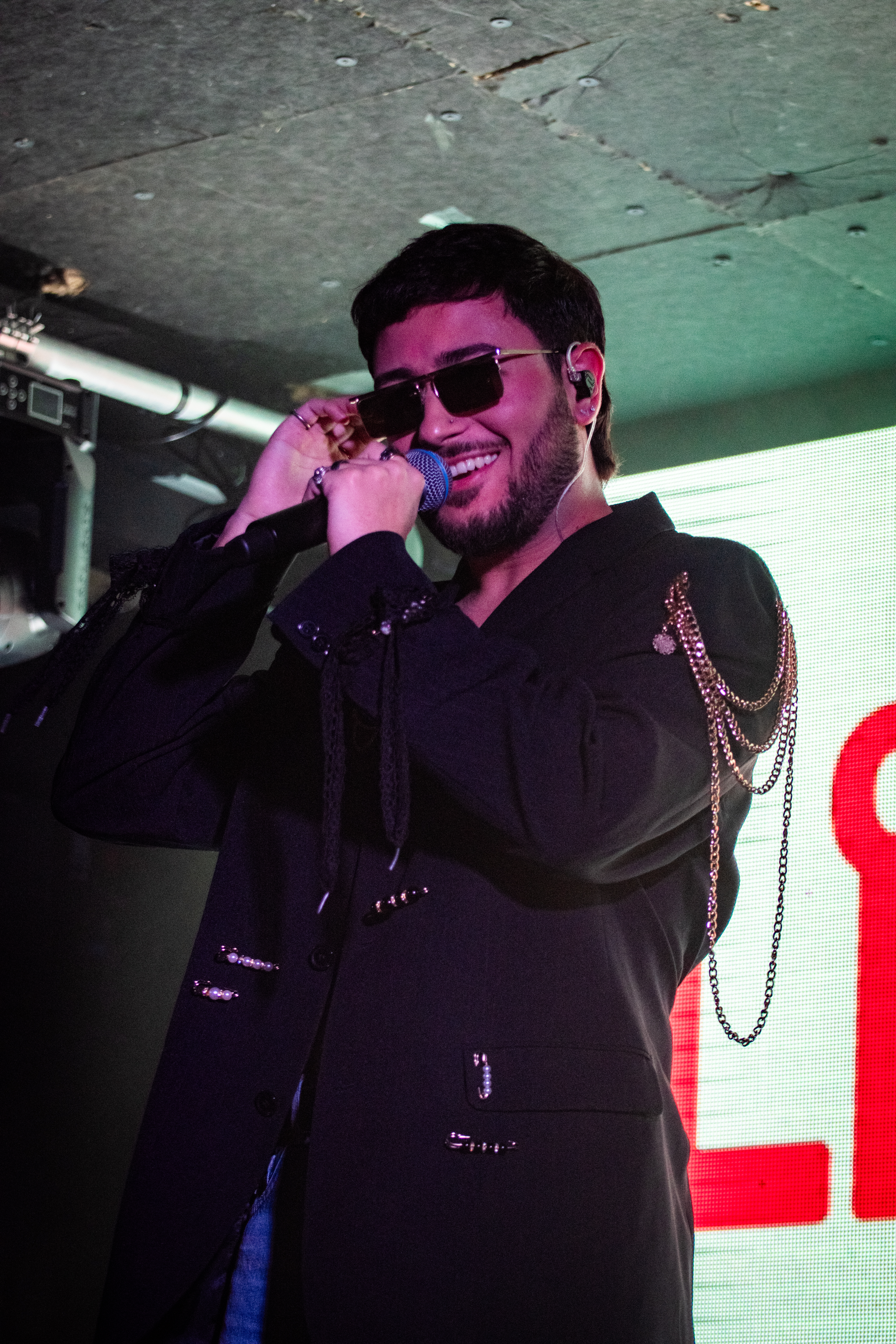 Curro cierra su «LLORÓN mini TOUR» en Madrid