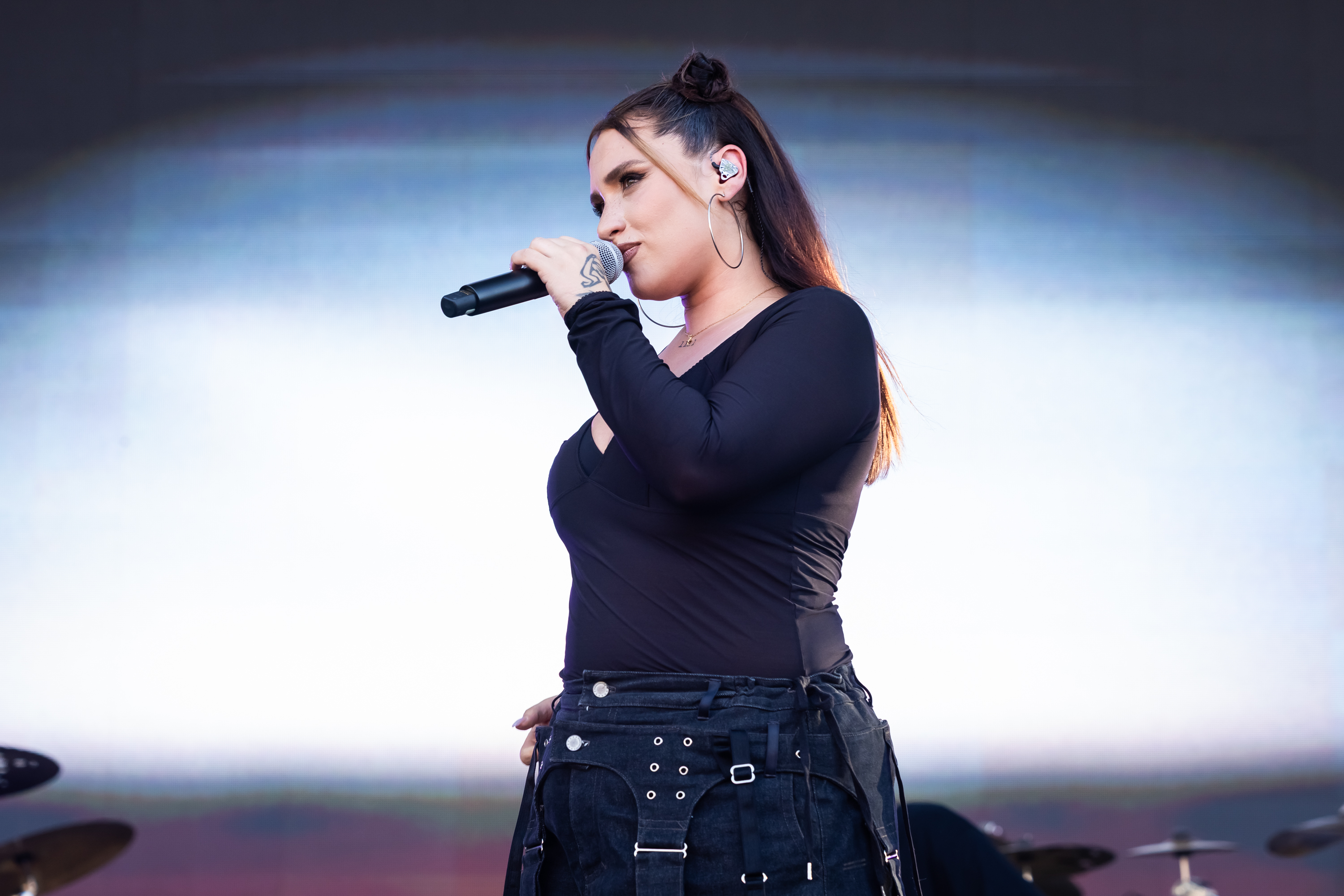 Río Babel 2025 triunfa con música, humor y diversidad ante 50.000 asistentes