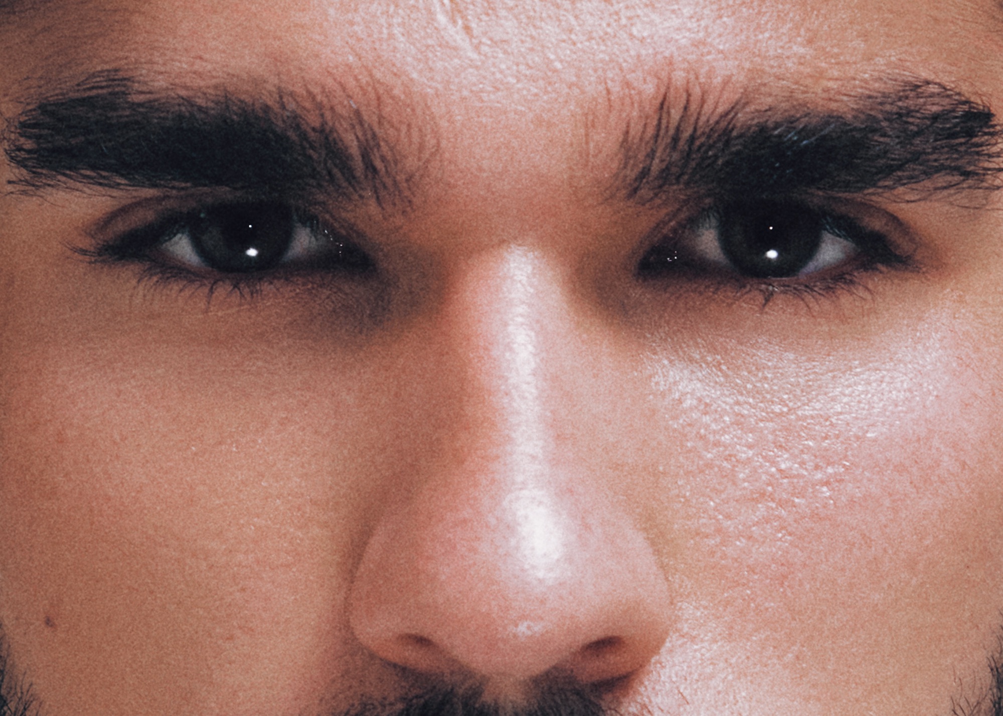 Guillo Rist presenta “MUTE”, su primer single tras Operación Triunfo 2025