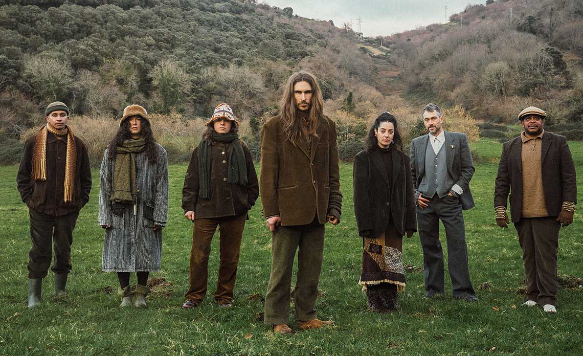 Carlos Ares lleva su oscuro universo rural a la Sala La Riviera