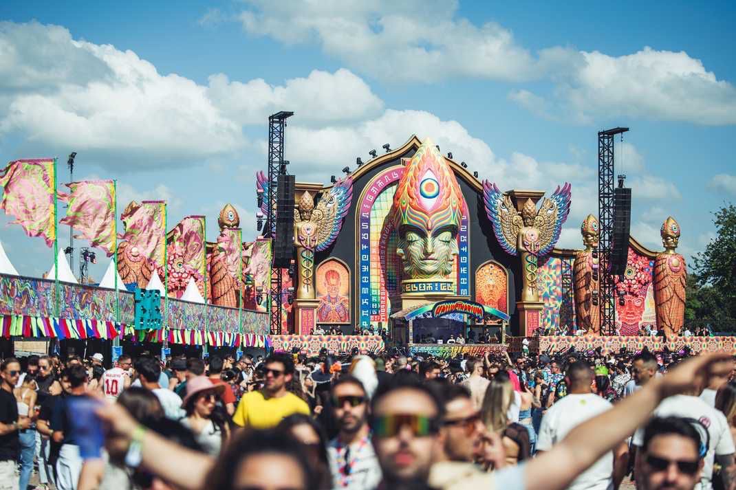 d2be61c3 ca16 45ca b060 c4e62a655996